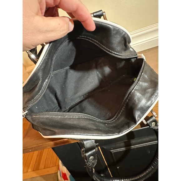 The Beatles Abbey Road Black Faux Leather Bowler Bag Satchel Rock Band Patches - Picture 8 of 11